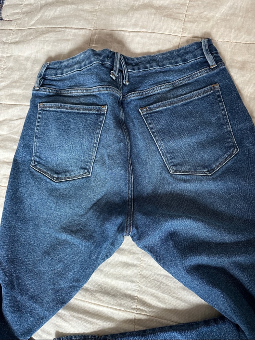 Good American Medium Blue Distressed Boyfriend Jeans - Picture 11 of 12